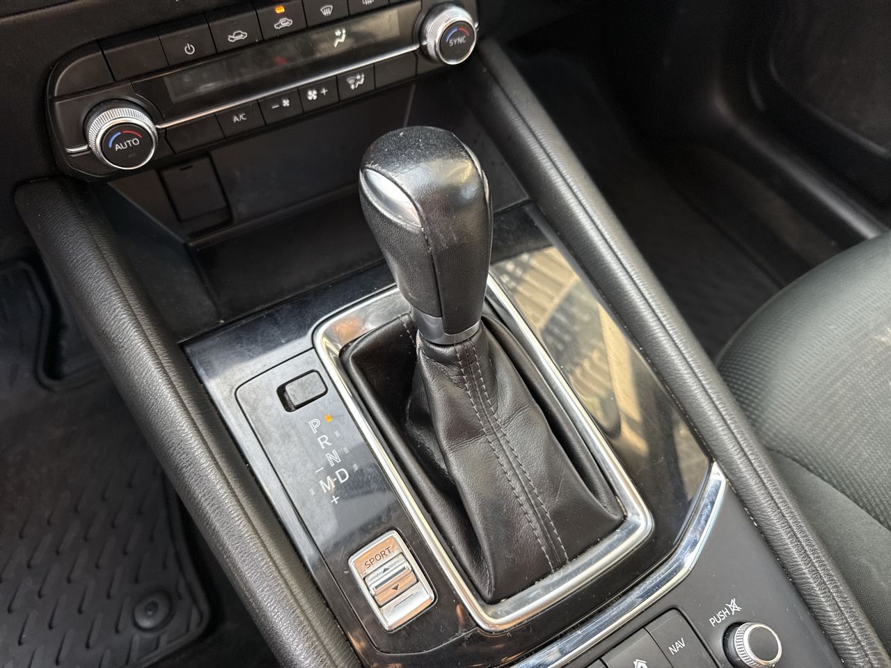 MAZDA - 22