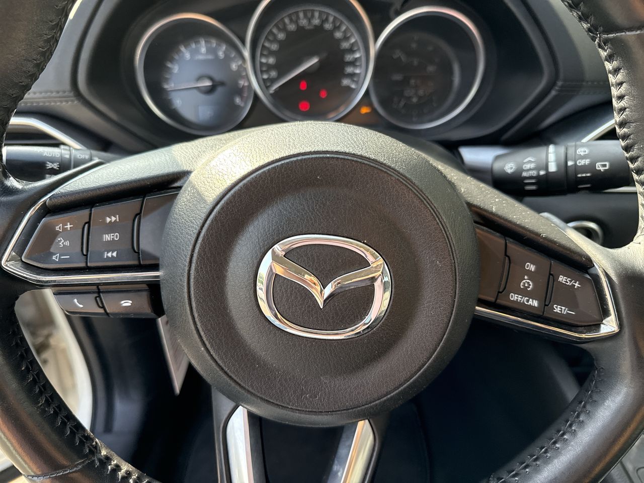 MAZDA - 17