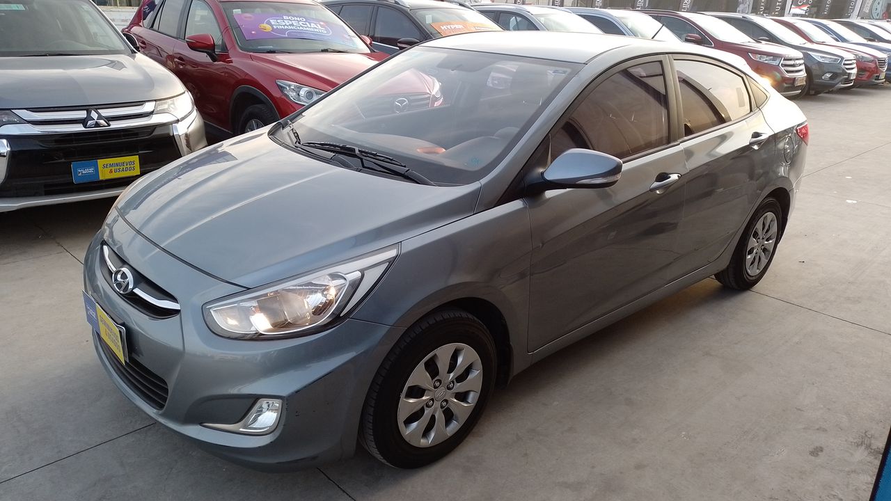 HYUNDAI - 4
