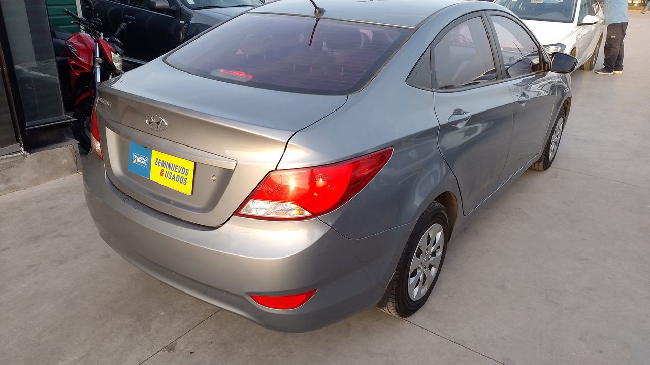 HYUNDAI - 9