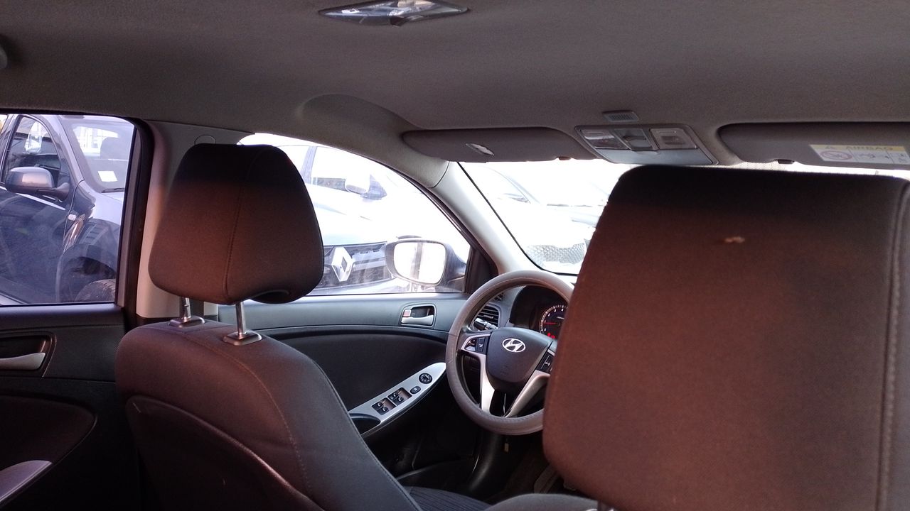 HYUNDAI - 19