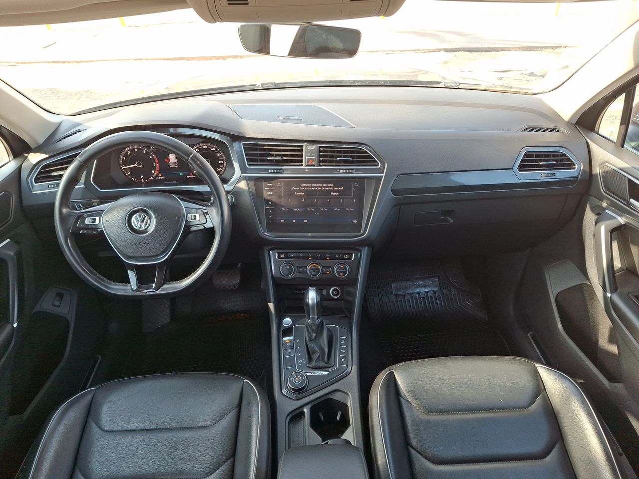 VOLKSWAGEN - 33