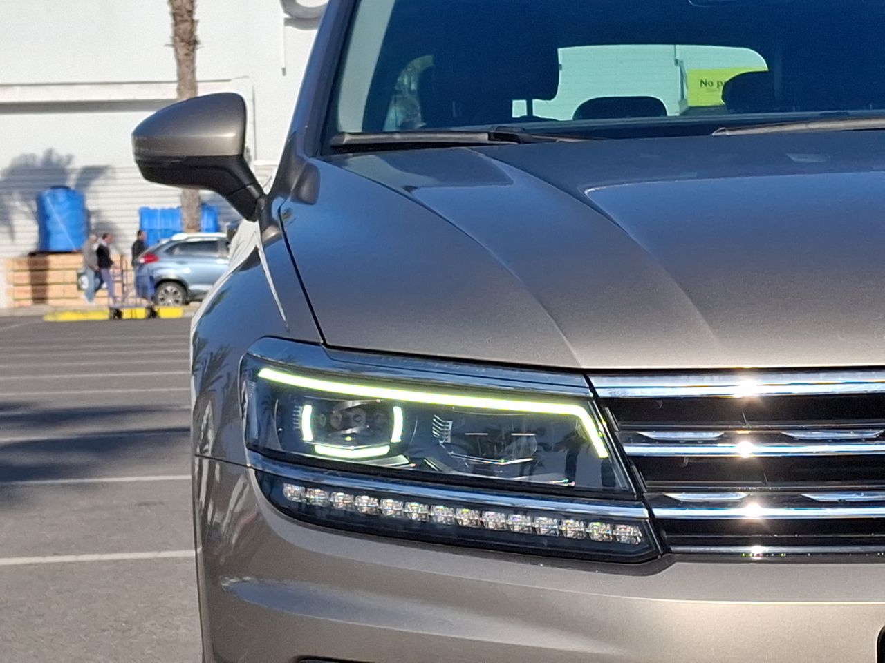 VOLKSWAGEN - 19