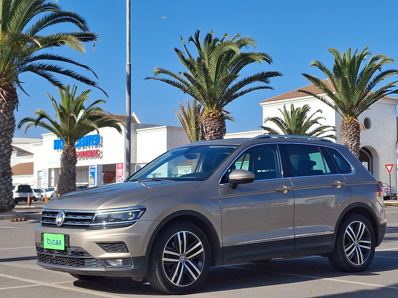 VOLKSWAGEN - 3