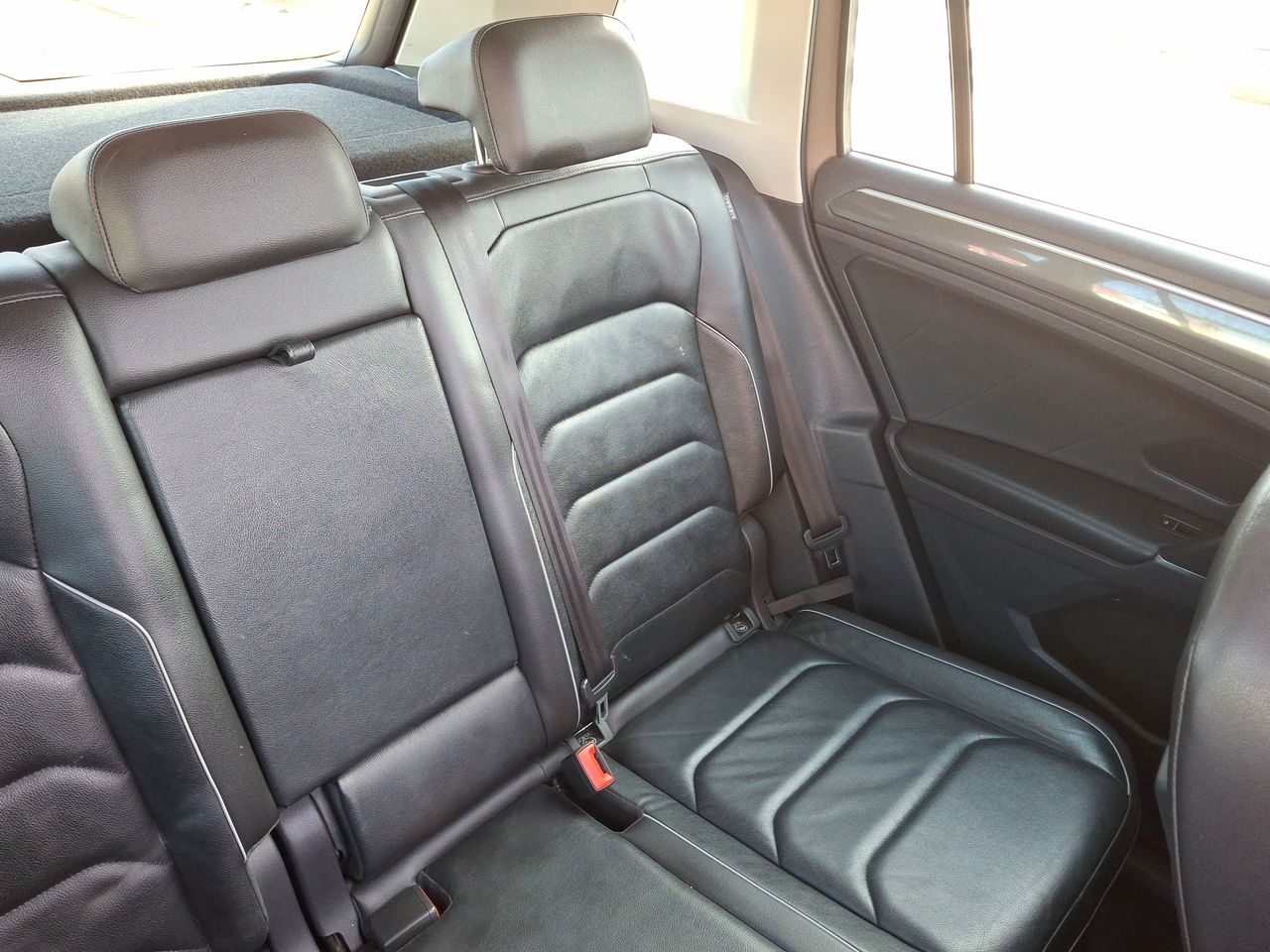 VOLKSWAGEN - 14
