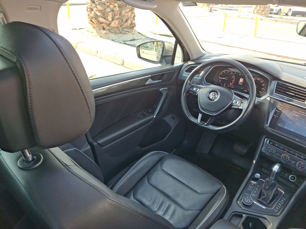 VOLKSWAGEN - 16