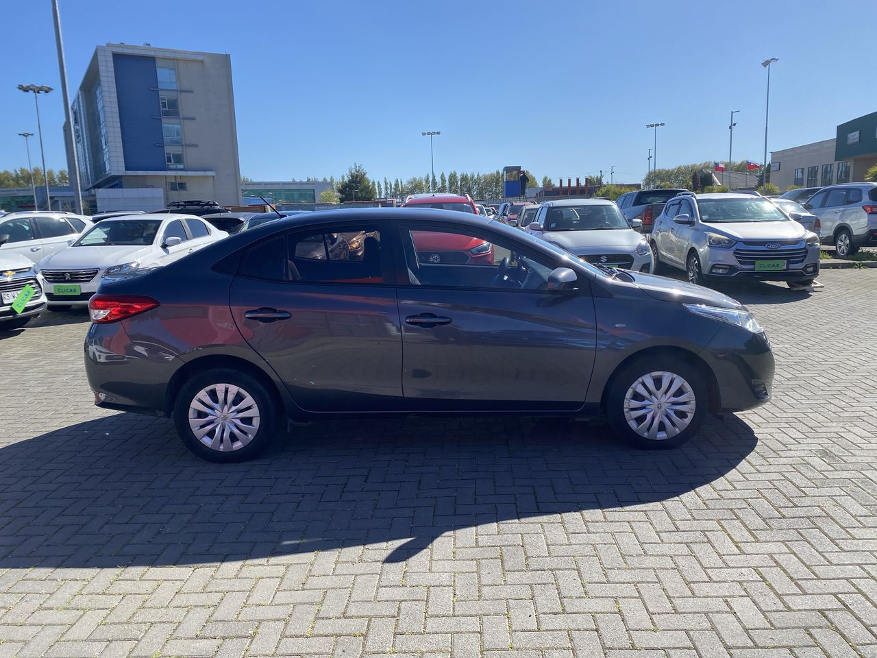 TOYOTA - 8