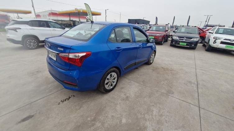 HYUNDAI - 4