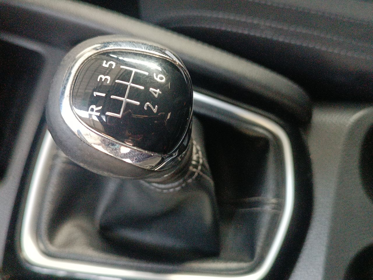 NISSAN - 31