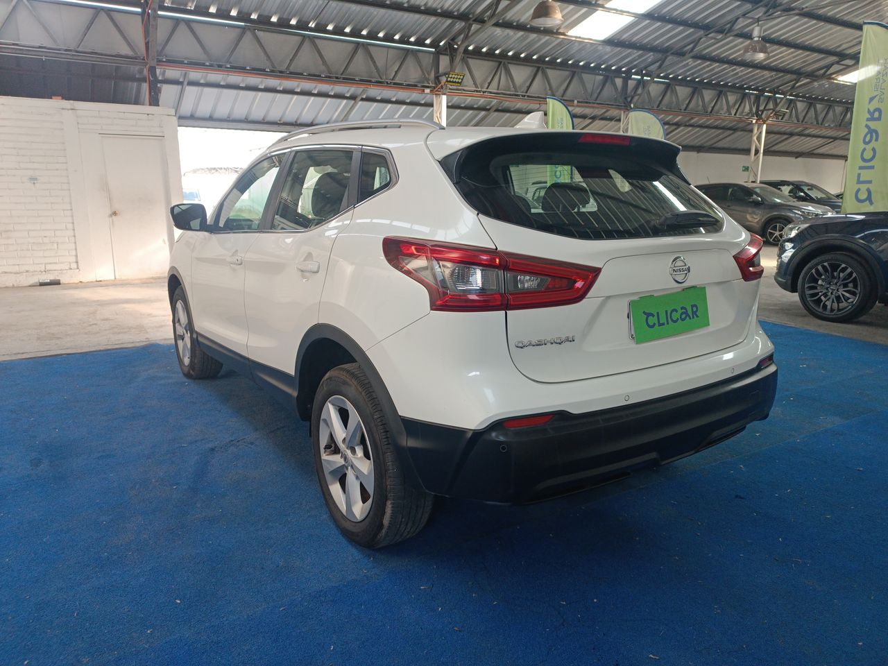NISSAN - 5