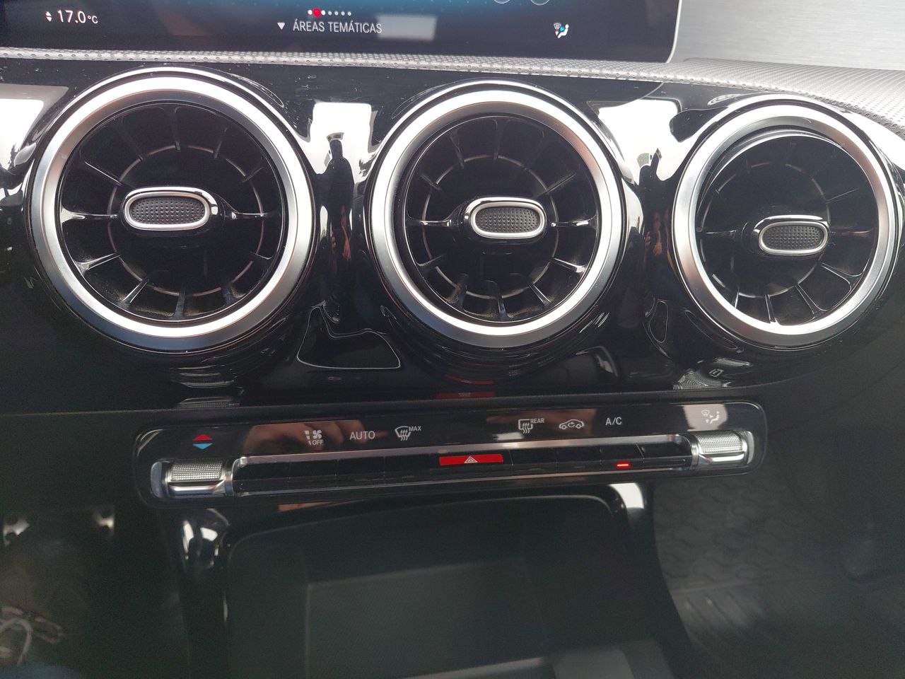 MERCEDES BENZ - 23