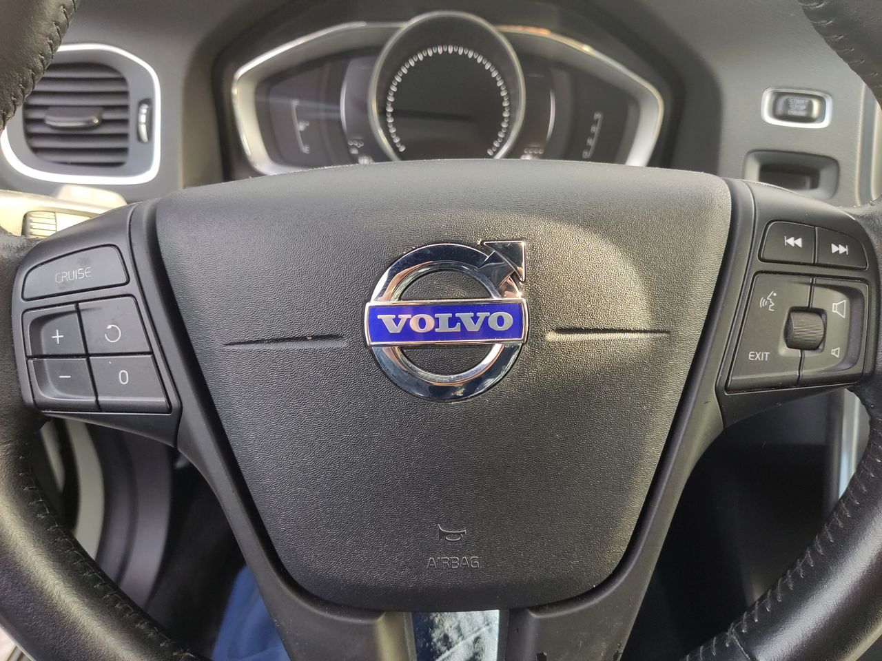 VOLVO - 31