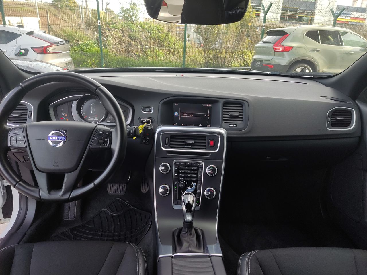 VOLVO - 36