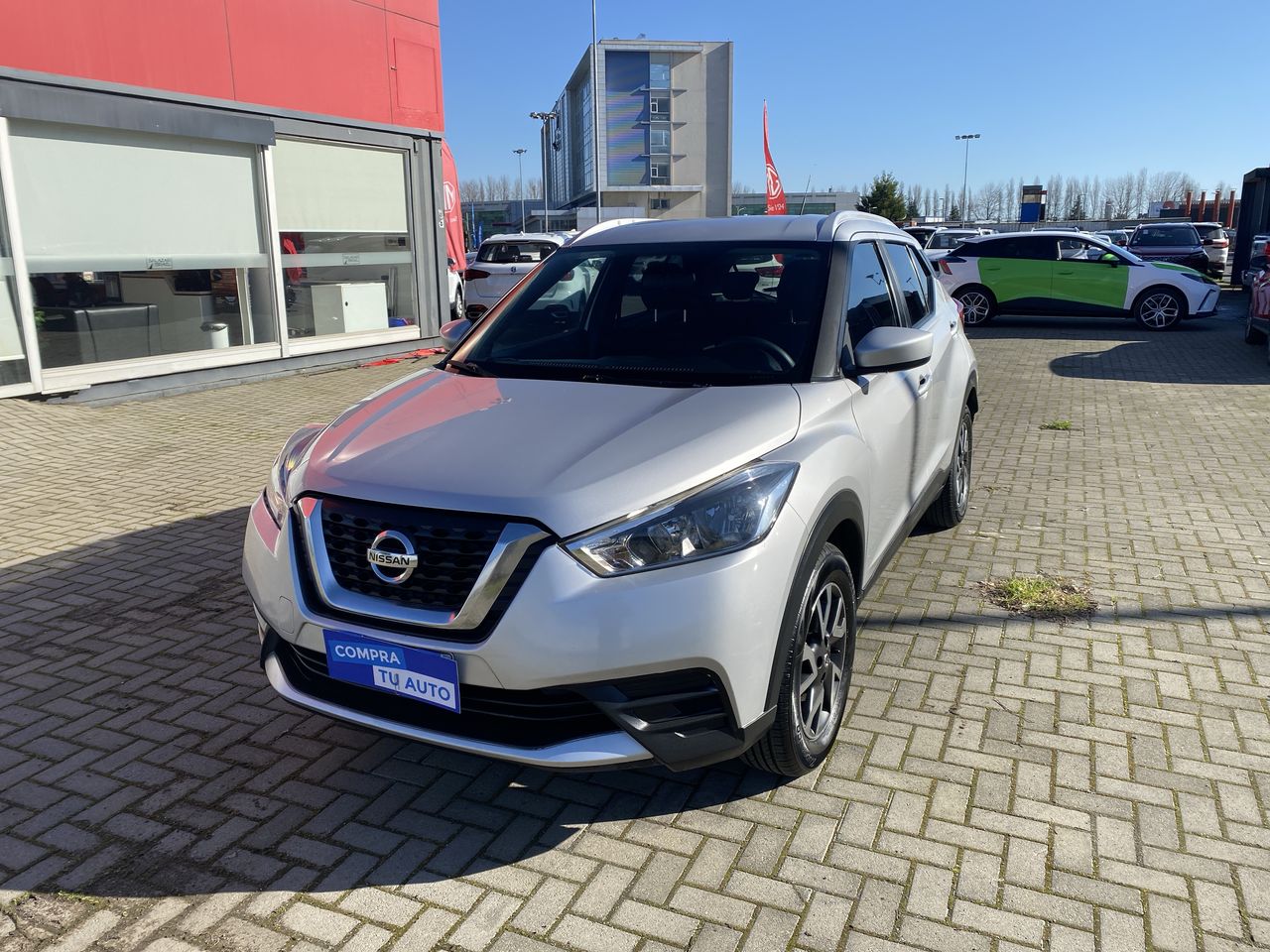NISSAN - 3