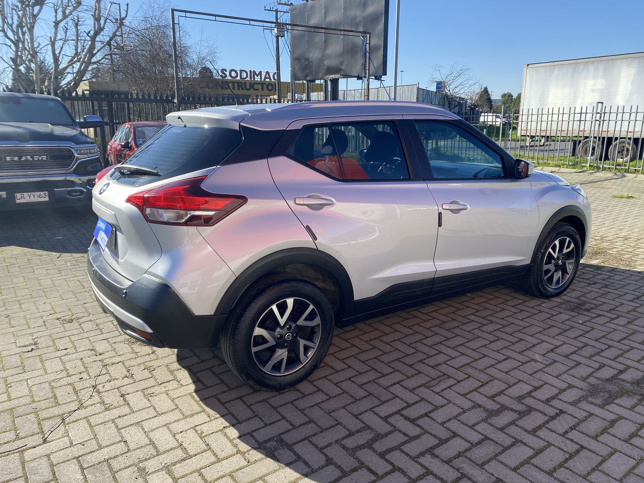 NISSAN - 7