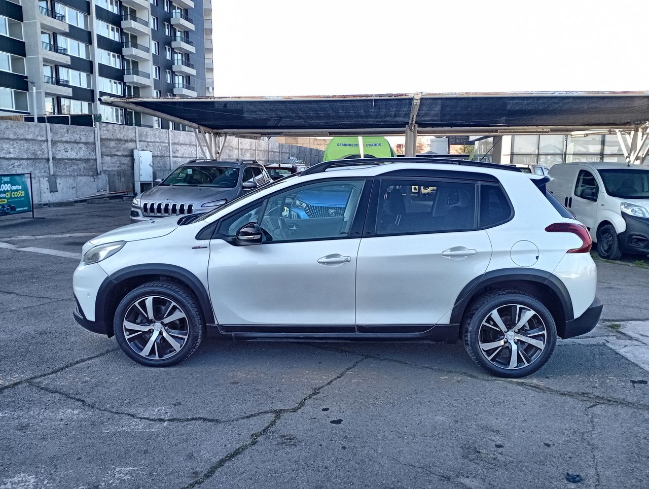 PEUGEOT - 4