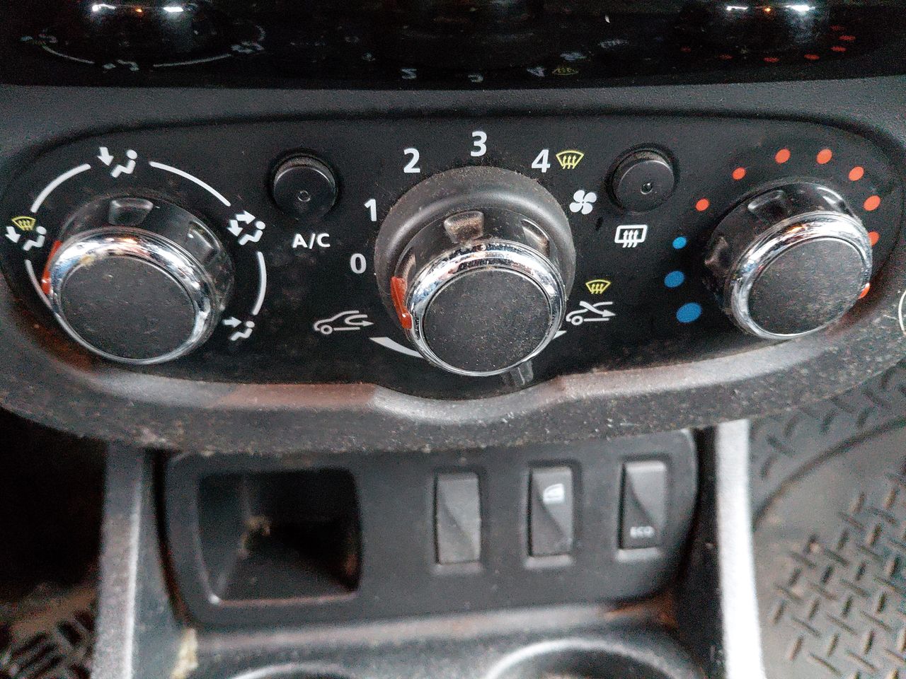Renault Duster — foto 19 de 24