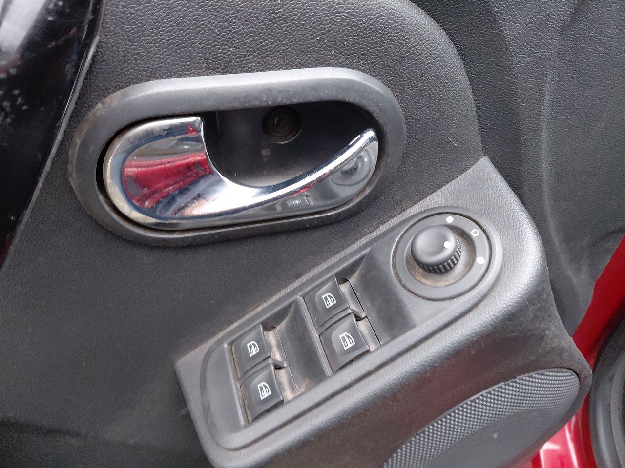 Renault Duster — foto 12 de 24