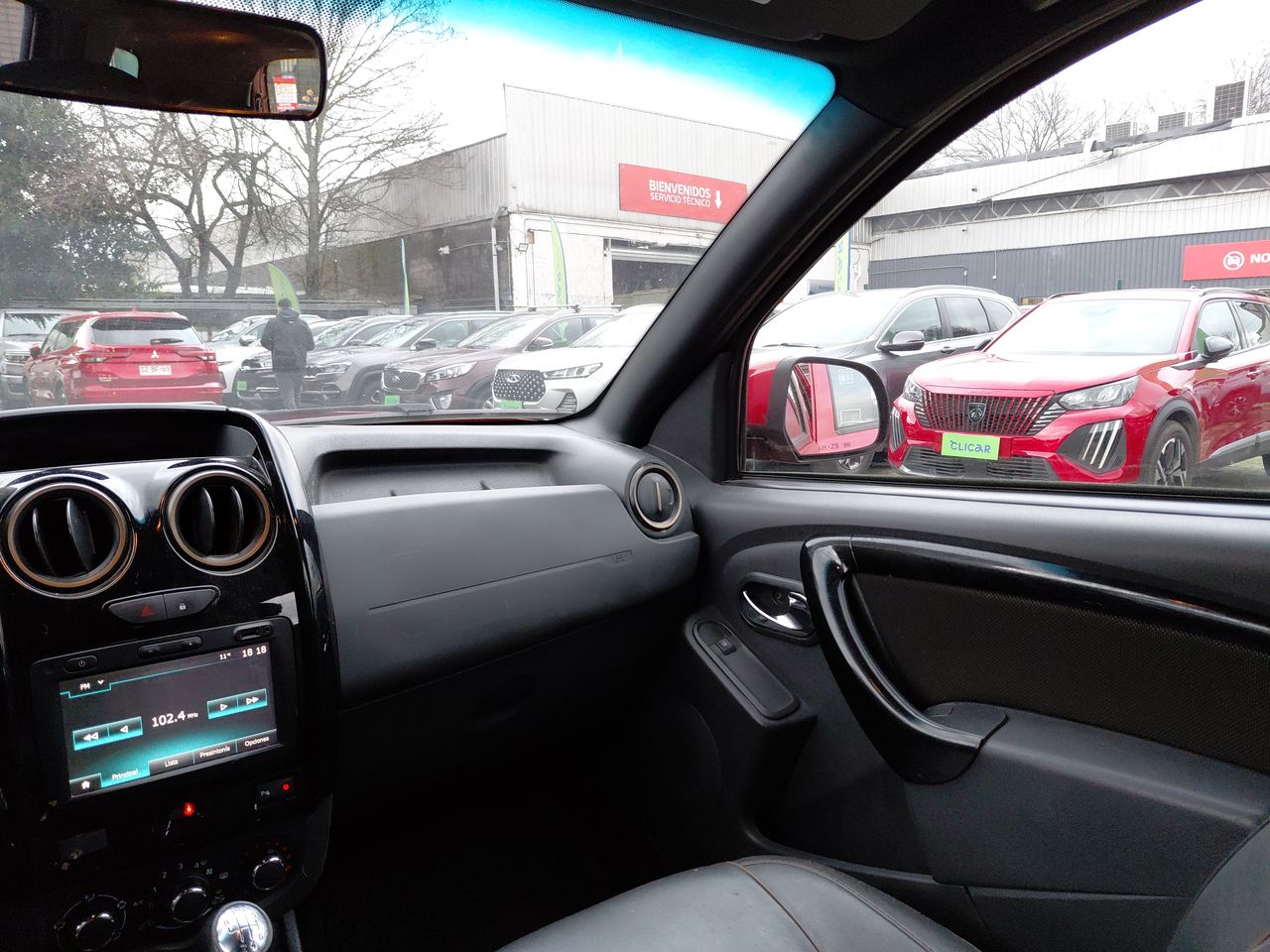 Renault Duster — foto 3 de 24