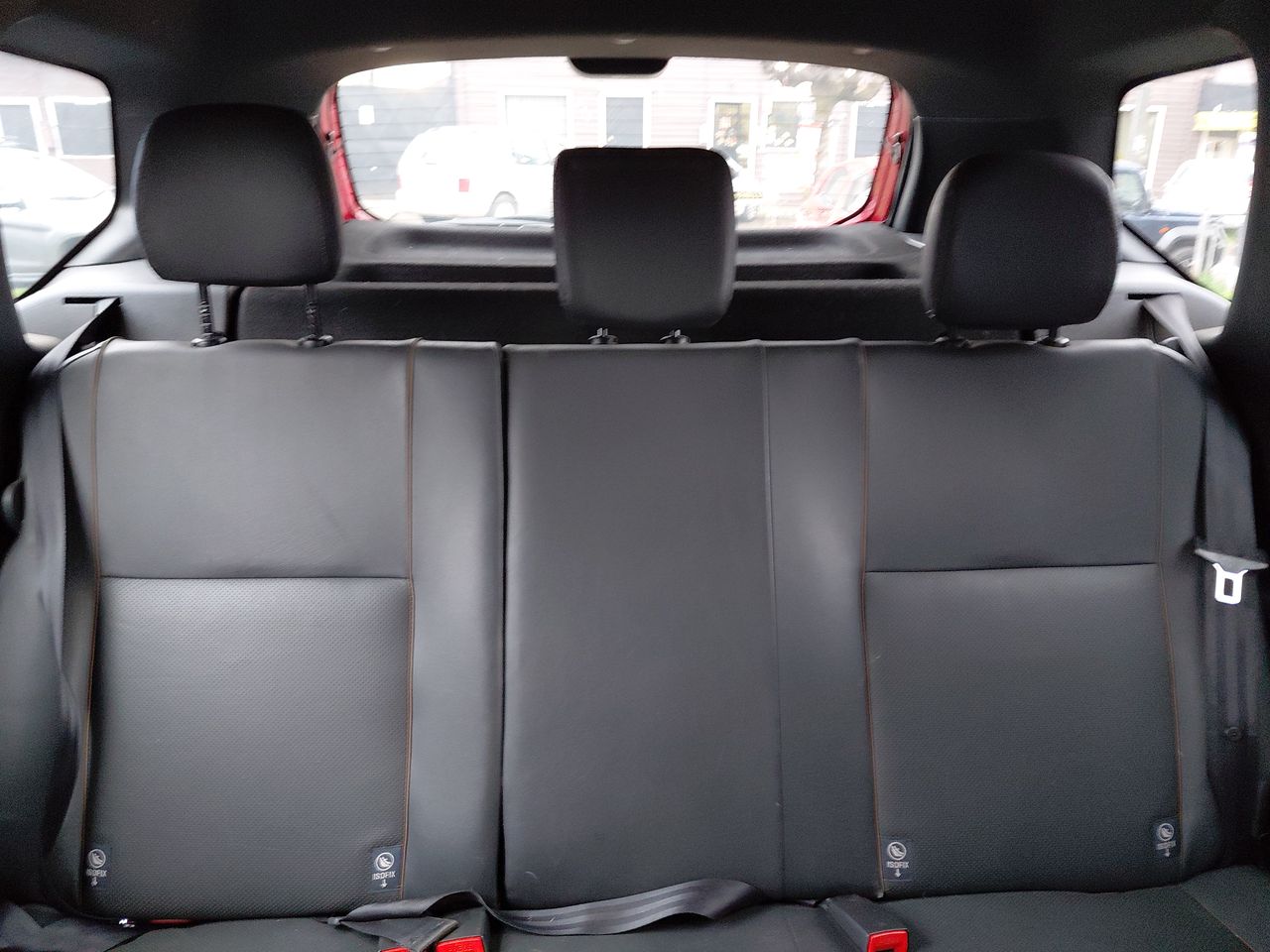 Renault Duster — foto 5 de 24