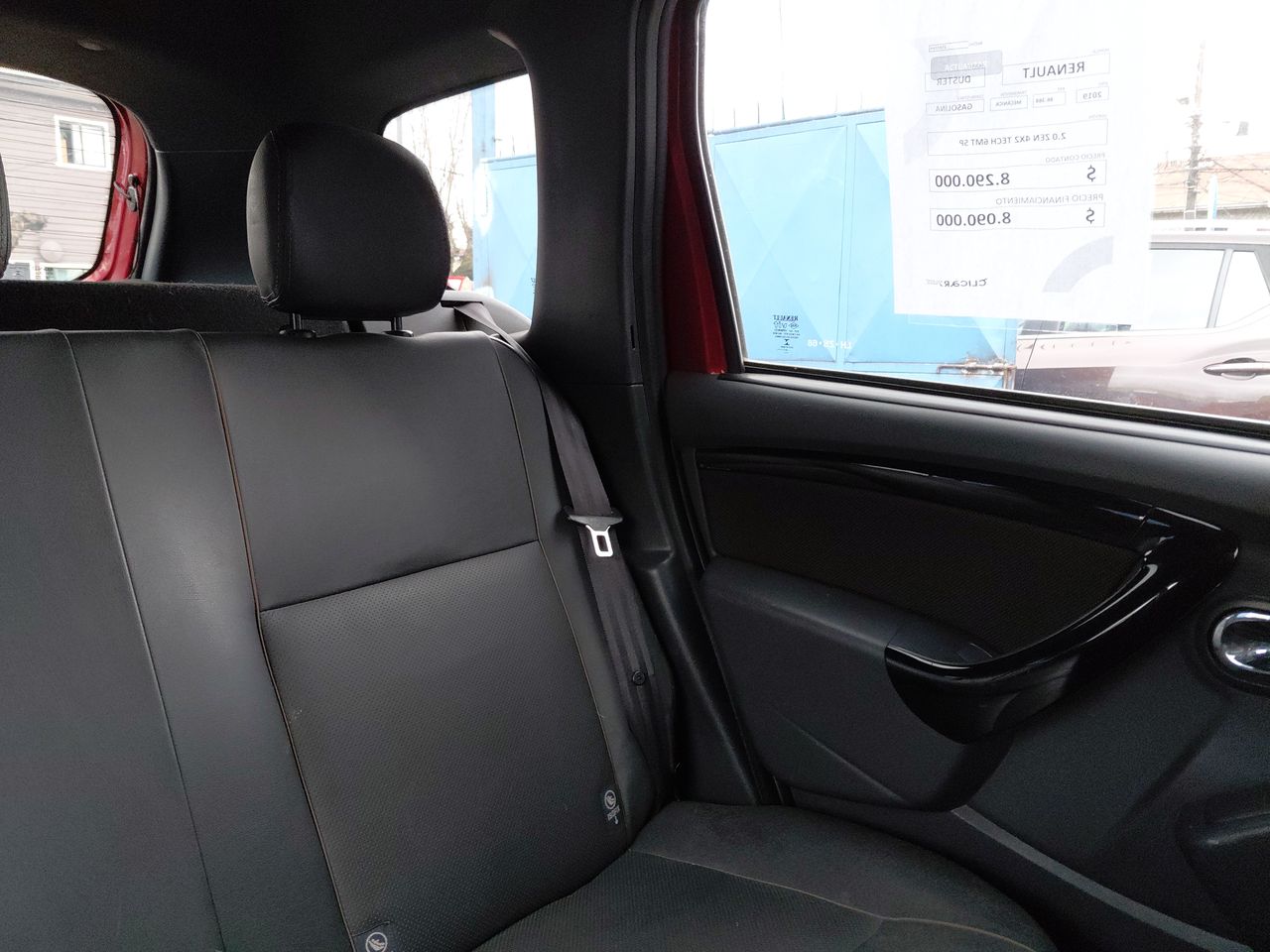 Renault Duster — foto 6 de 24