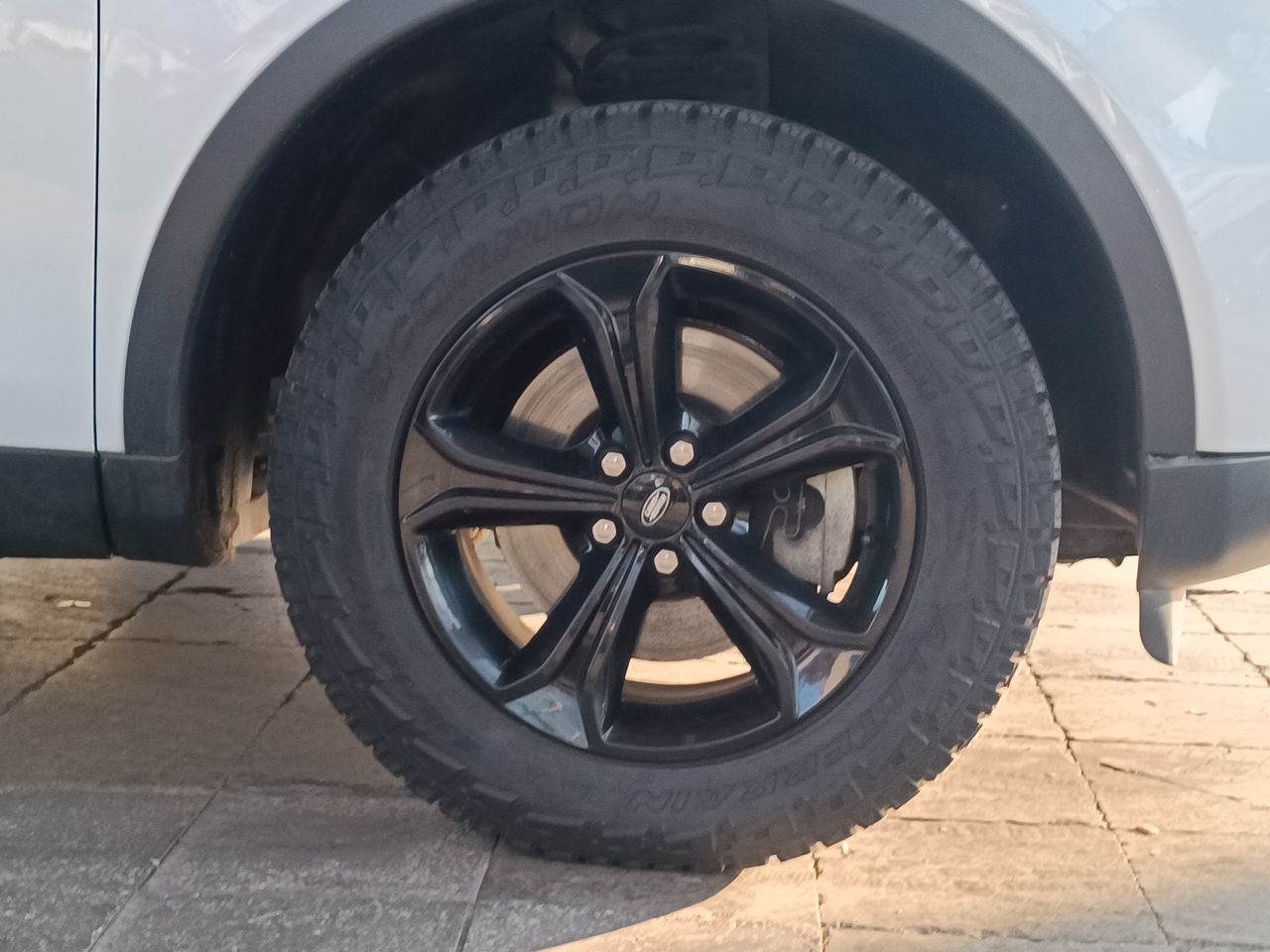 LAND ROVER - 17