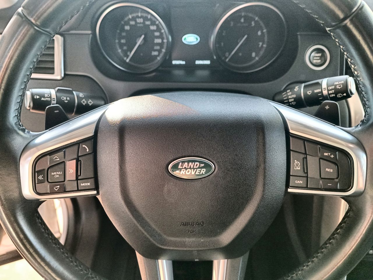 LAND ROVER - 26