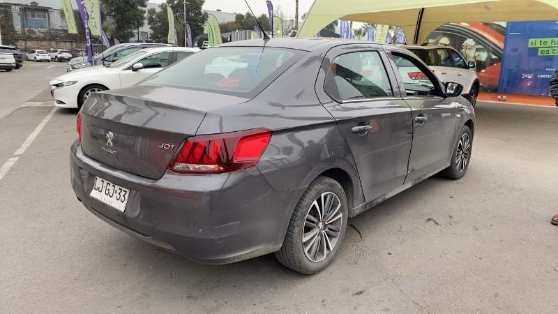 PEUGEOT - 4