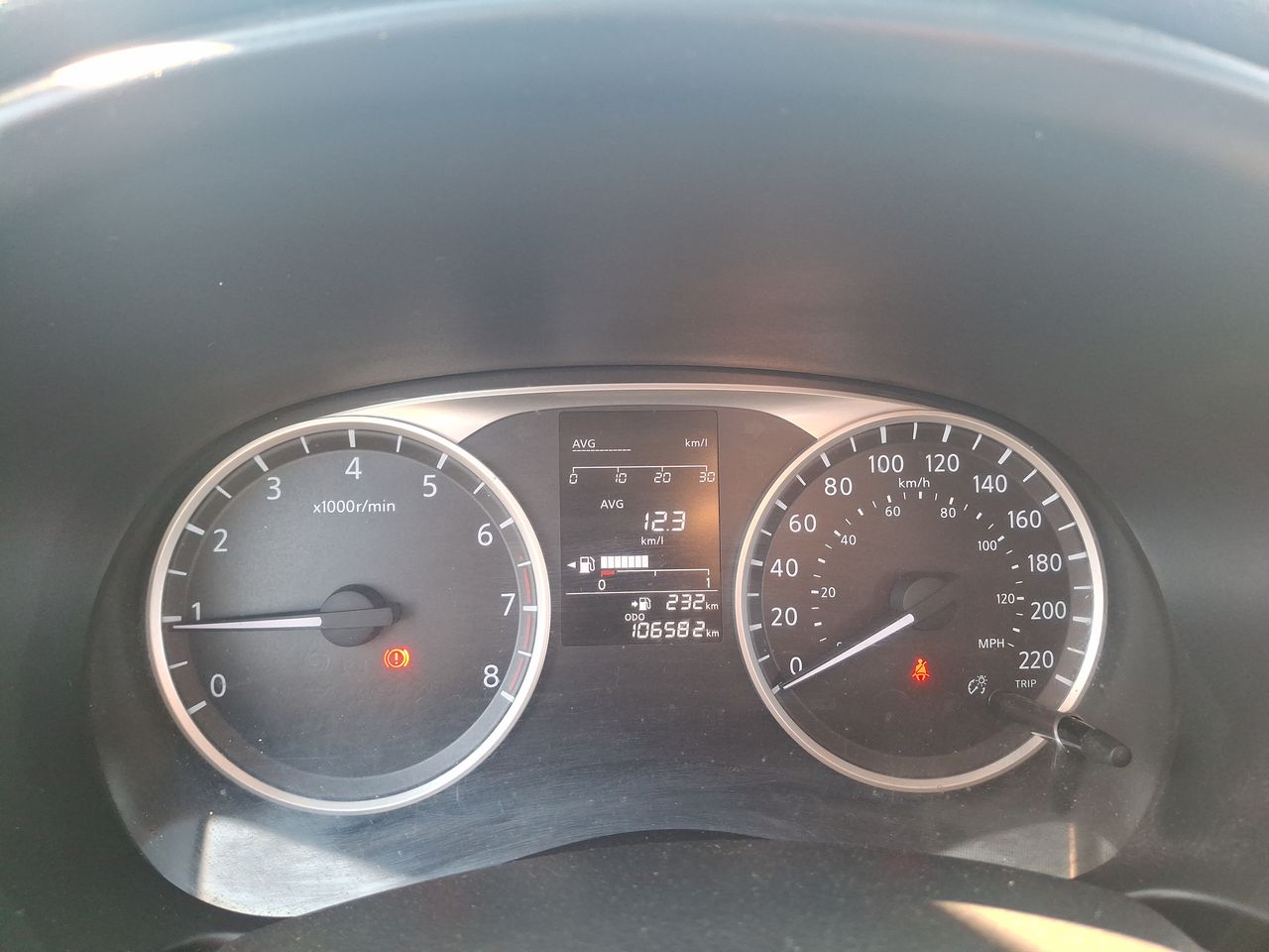 NISSAN - 24