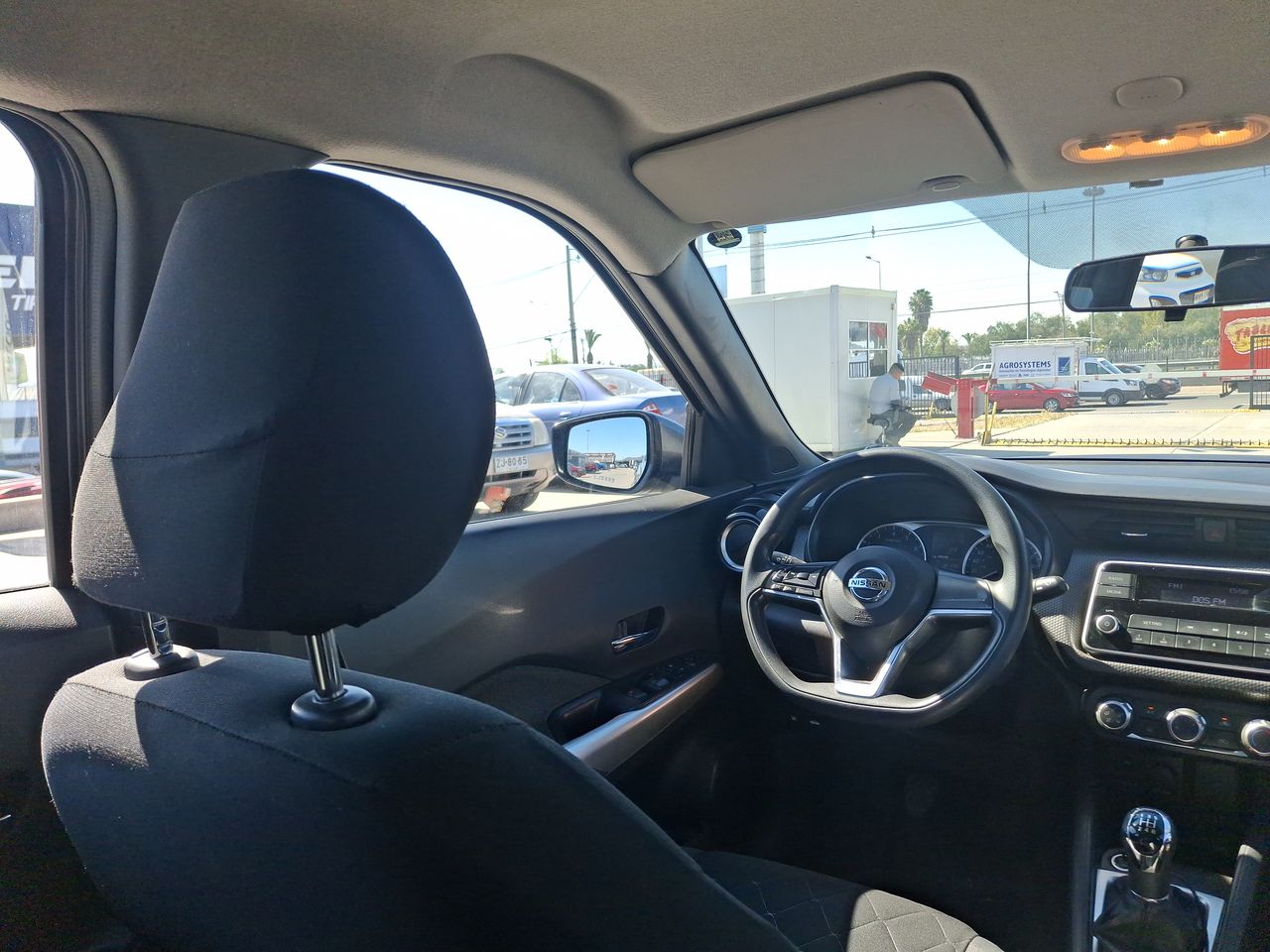 NISSAN - 16