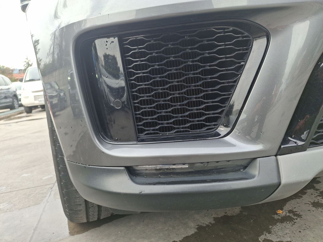 LAND ROVER - 17