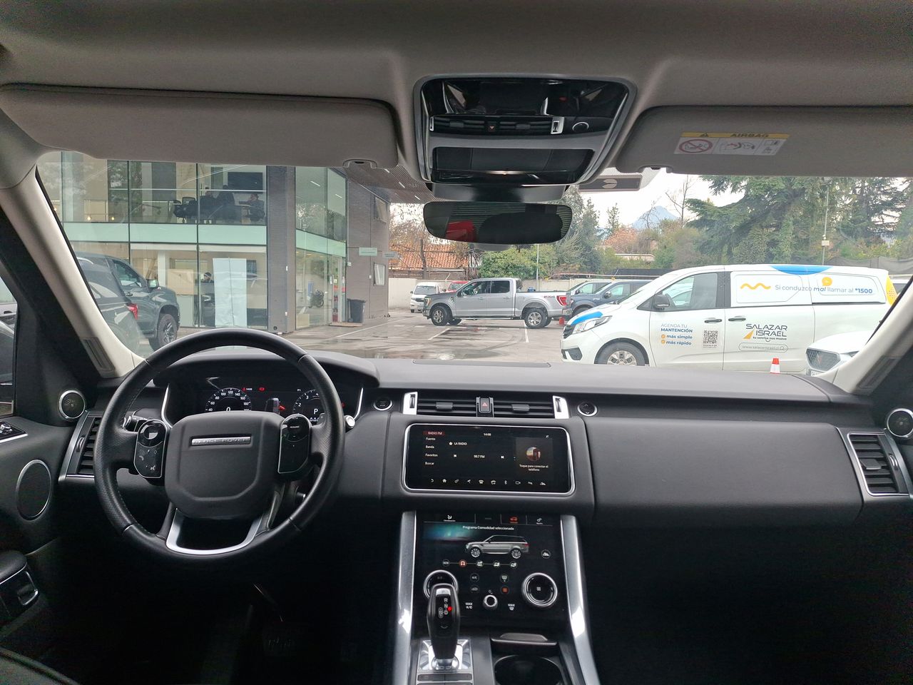 LAND ROVER - 9
