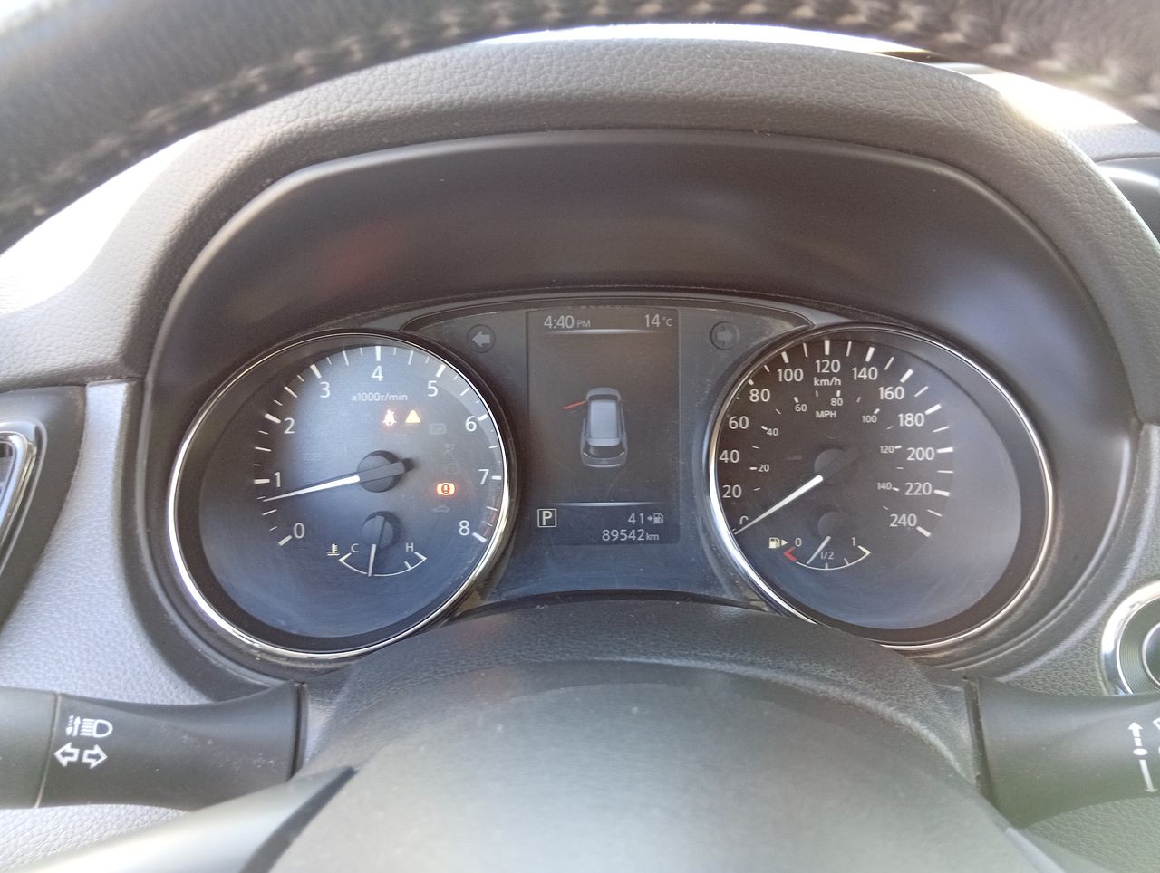 NISSAN - 25