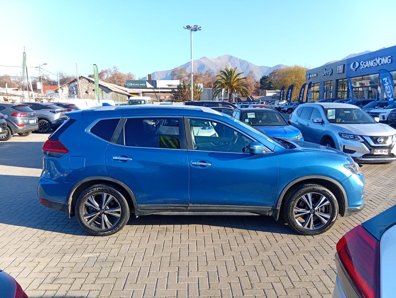 NISSAN - 8