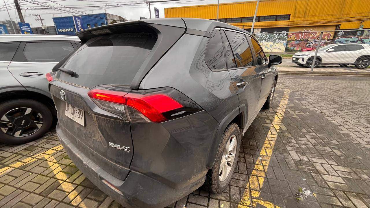 TOYOTA - 4