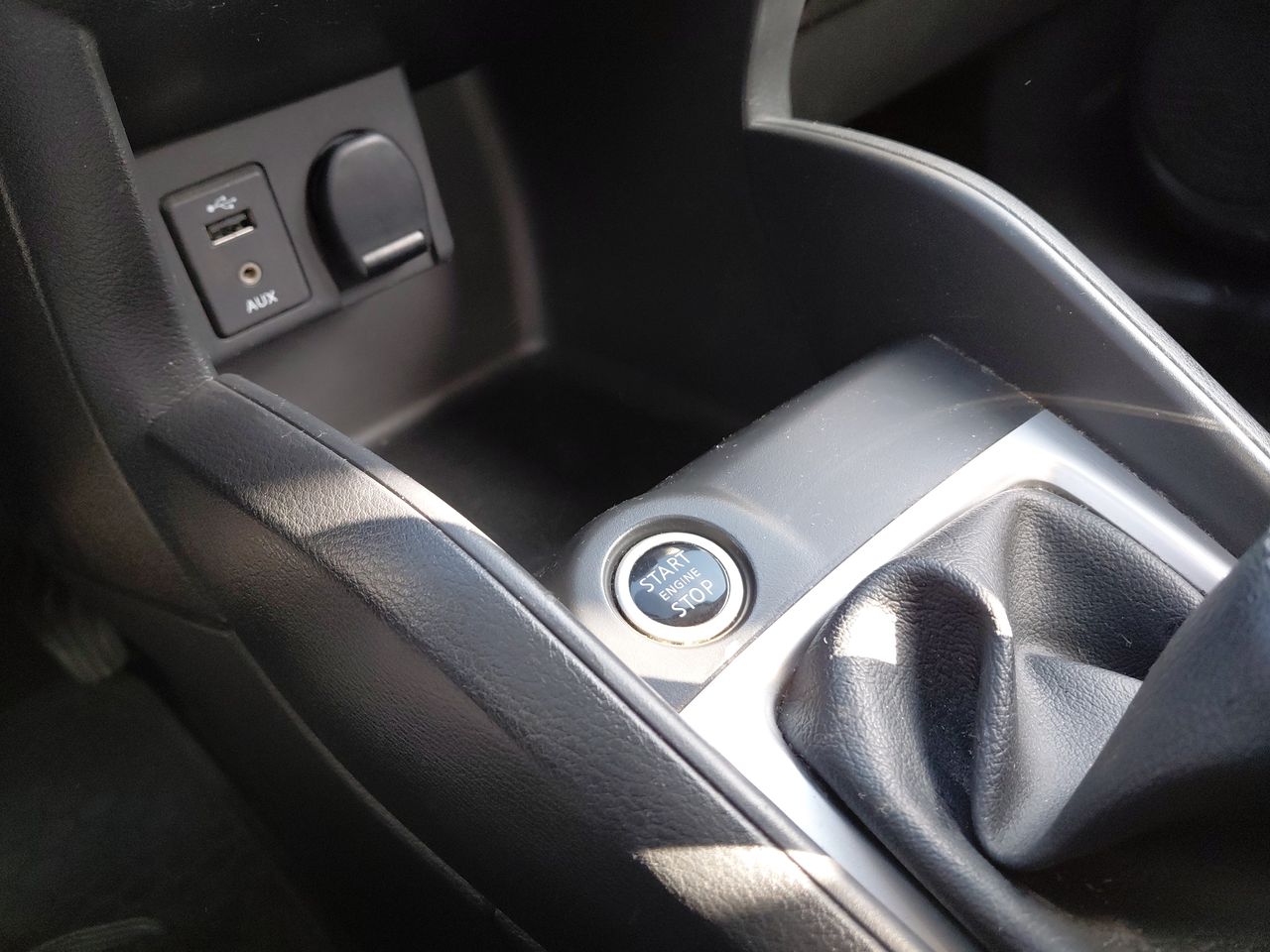 NISSAN - 30