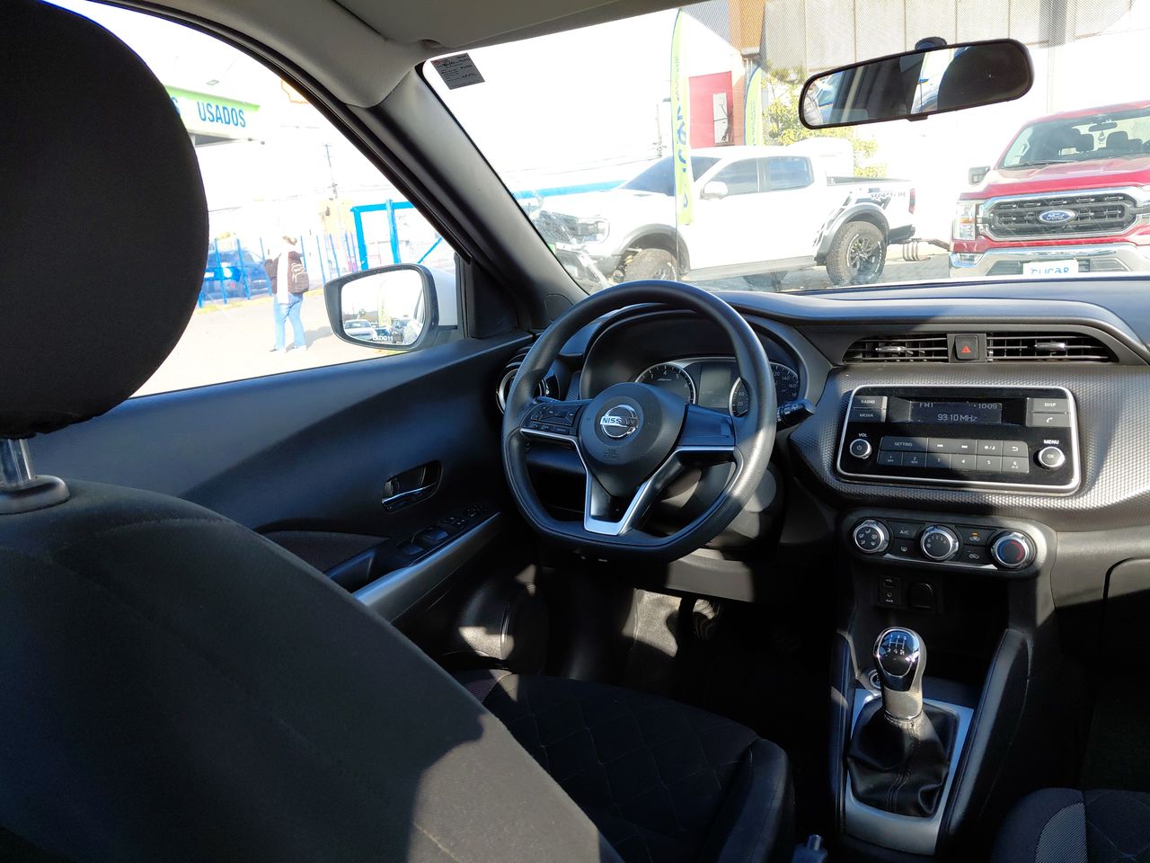 NISSAN - 14