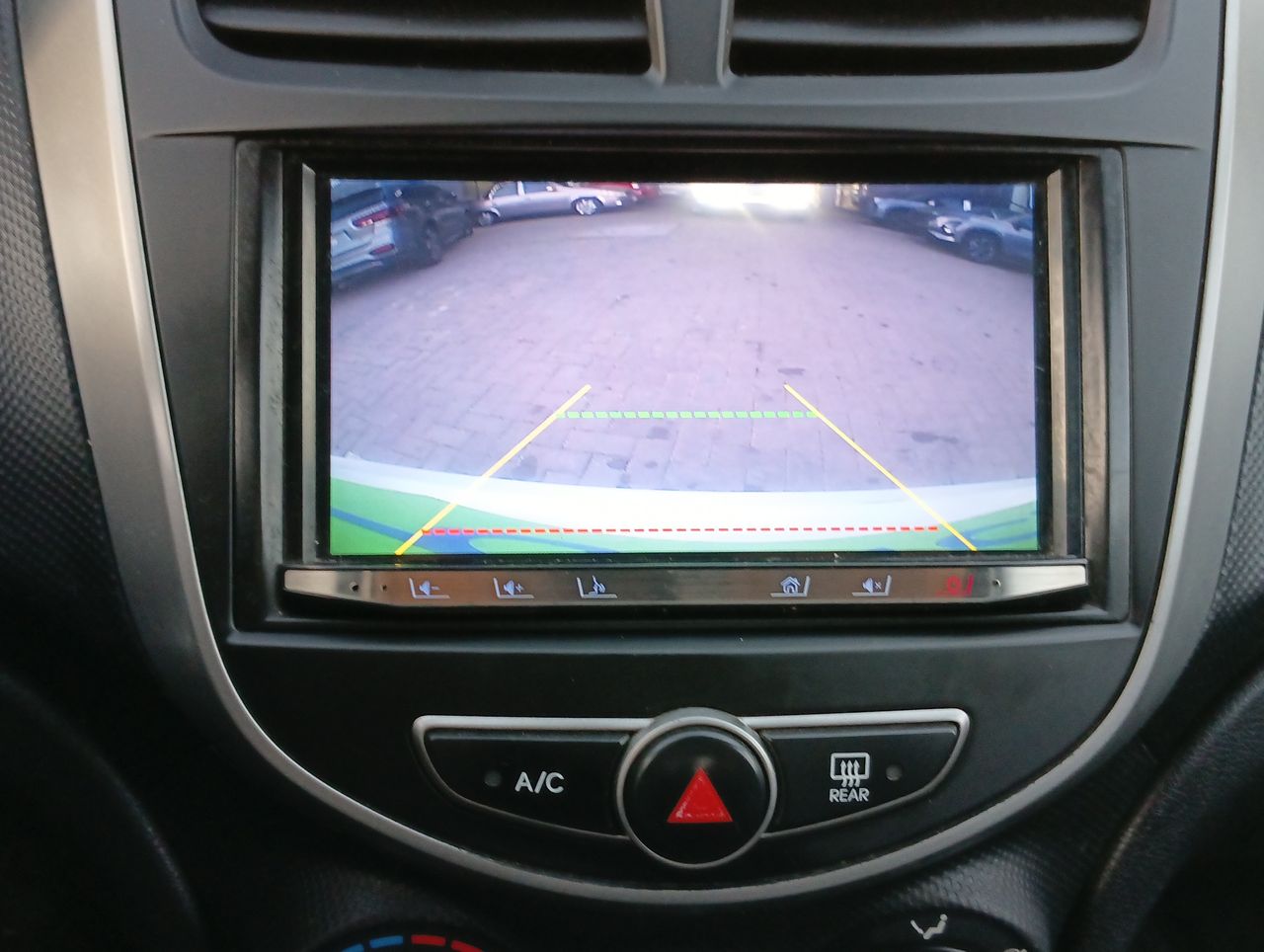 HYUNDAI - 29