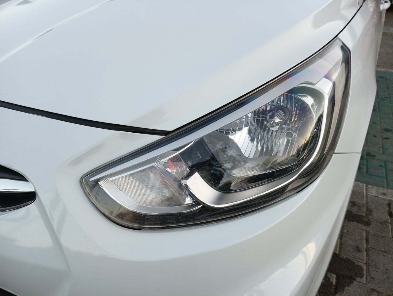 HYUNDAI - 18