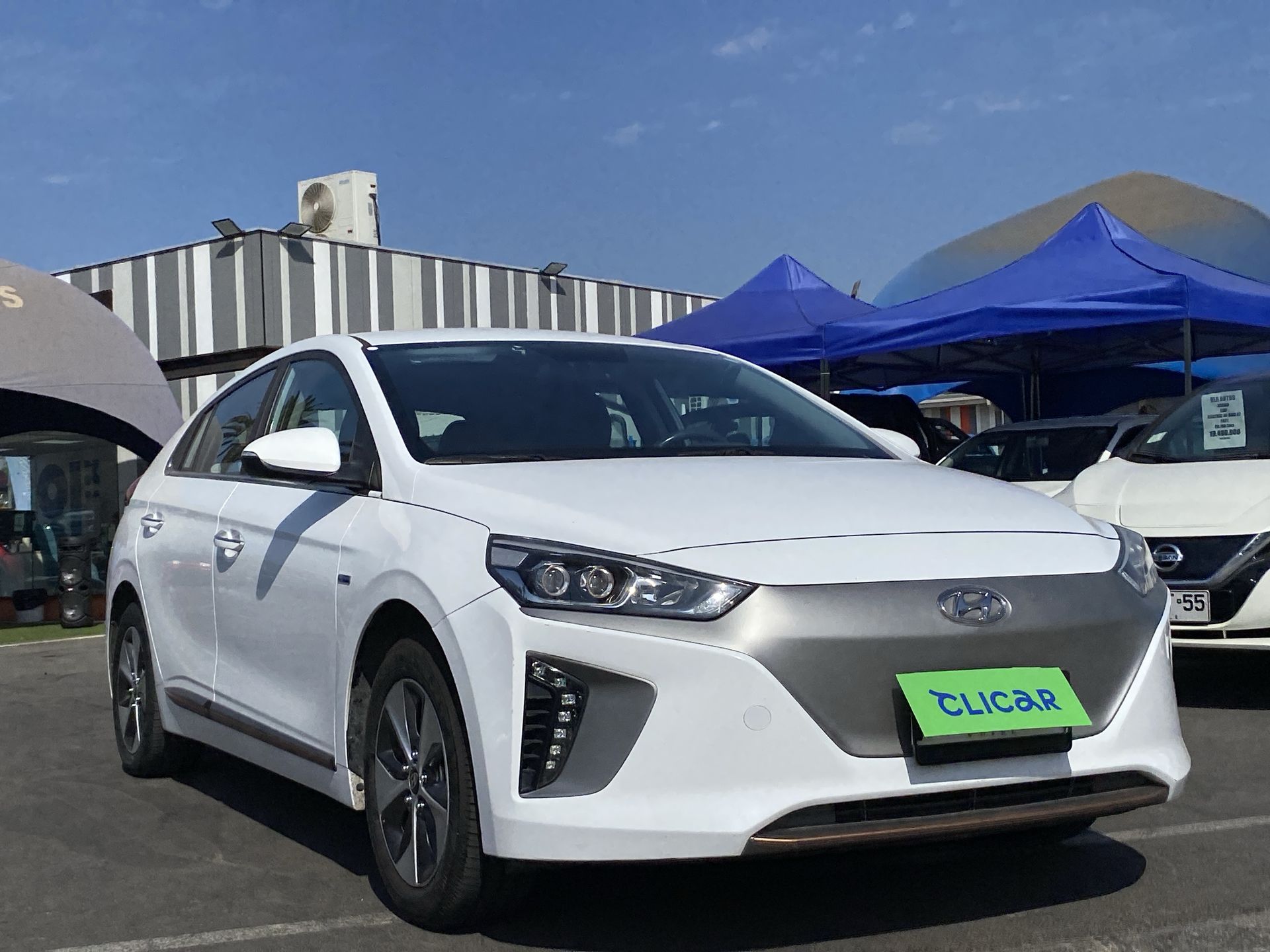 HYUNDAI - 1