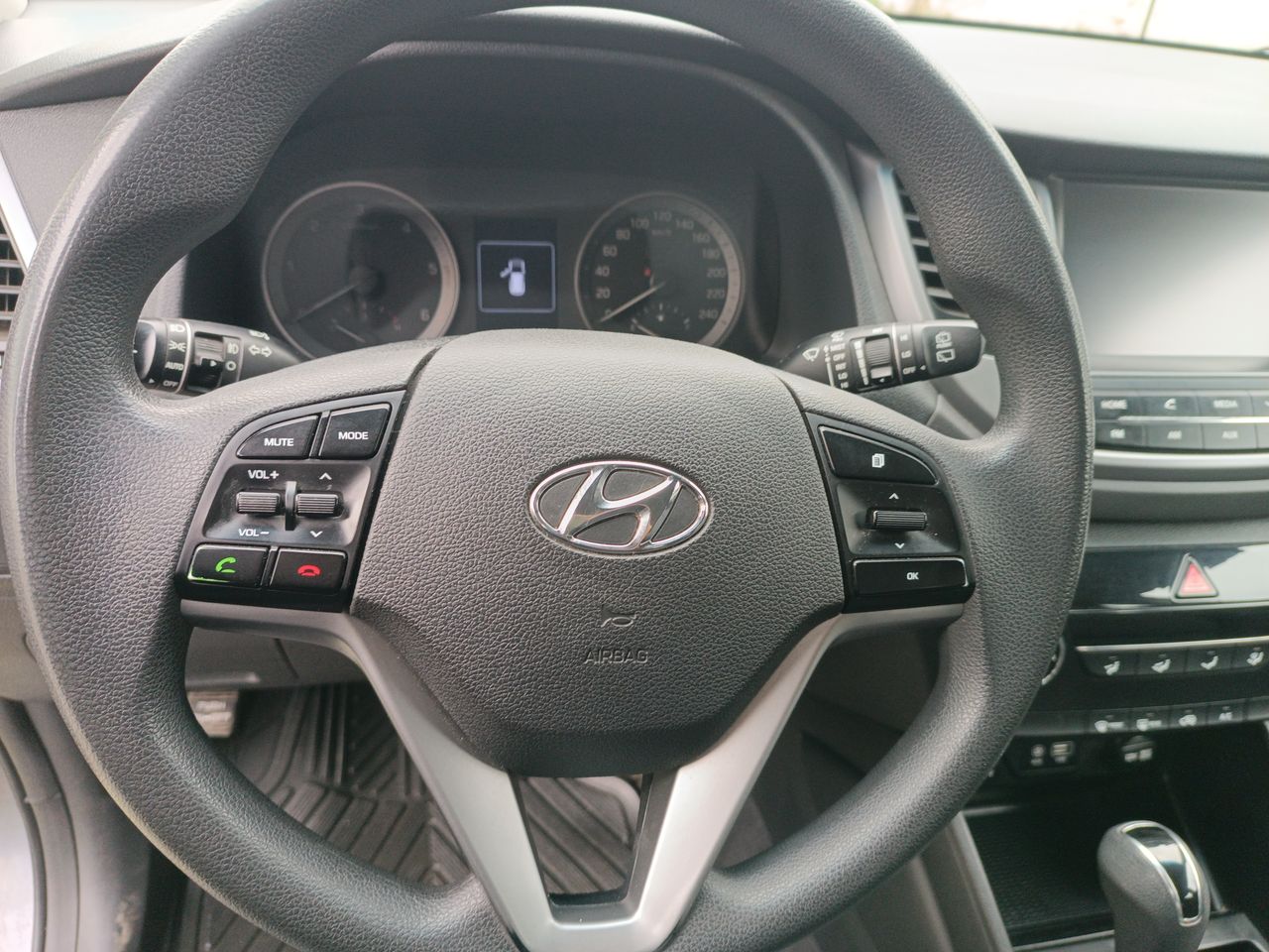 HYUNDAI - 26