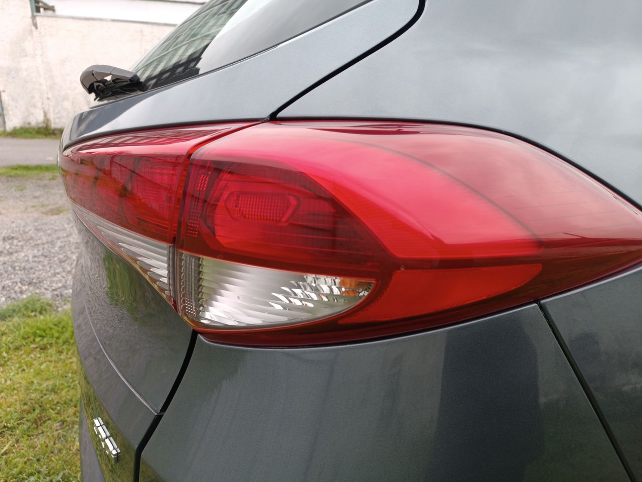 HYUNDAI - 21