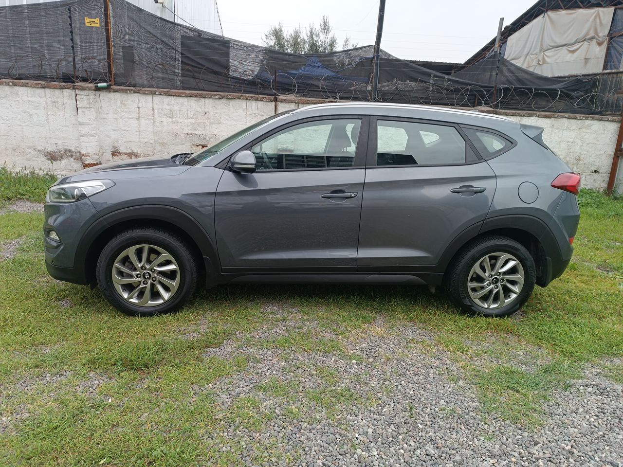 HYUNDAI - 4