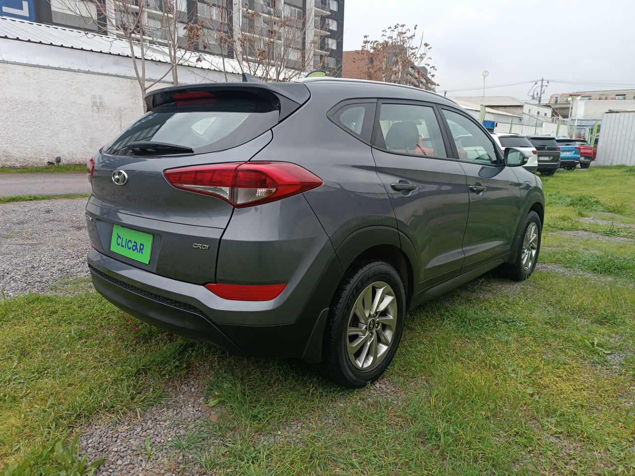 HYUNDAI - 7