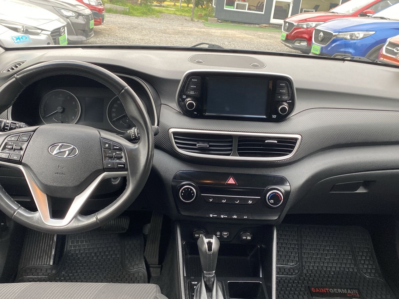 HYUNDAI - 16