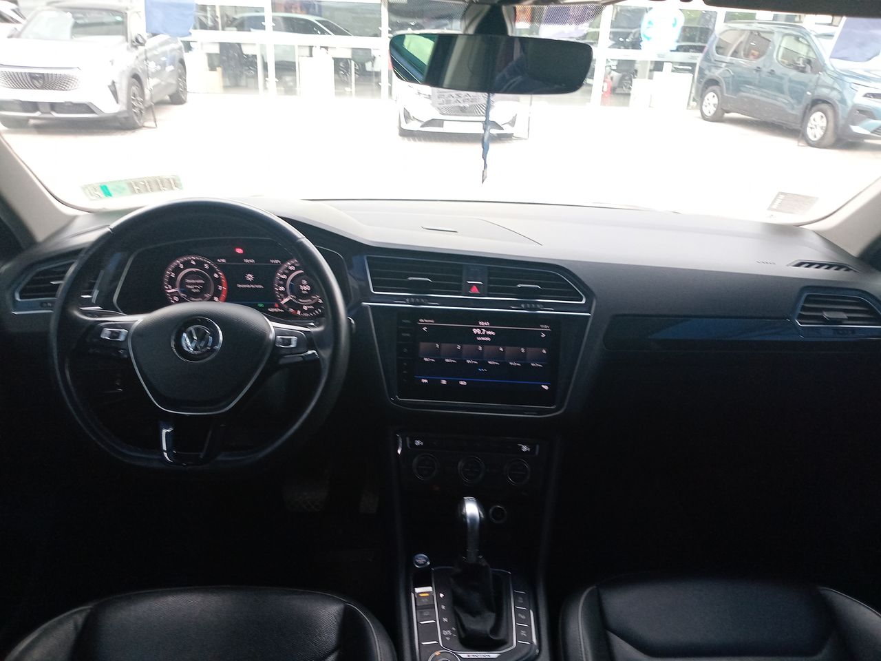 VOLKSWAGEN - 22