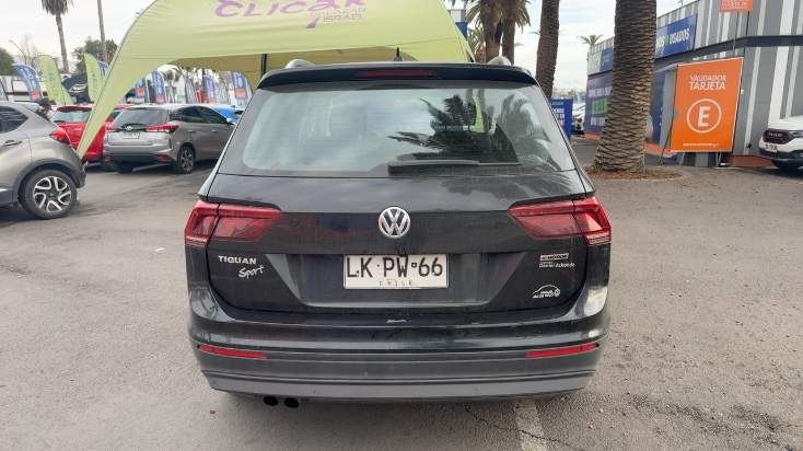 VOLKSWAGEN - 5