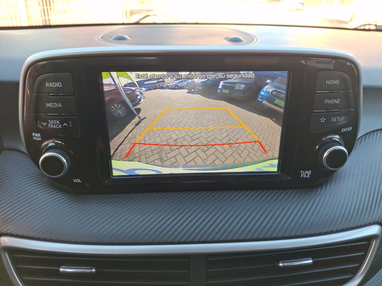 HYUNDAI - 21
