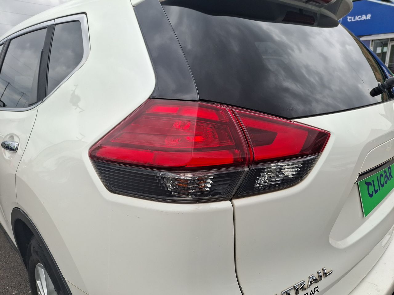 Nissan X-Trail — foto 20 de 36