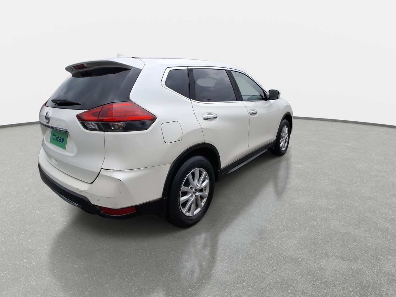 Nissan X-Trail — foto 8 de 36